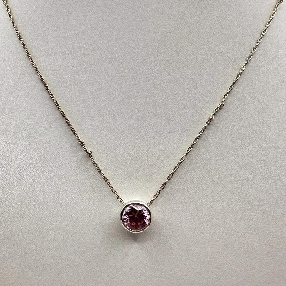 Vintage 90s Gold Tone Pink Rhinestone Pendant Necklace Women's Classic Jewelry